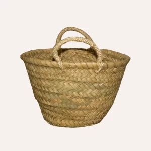 Cesta de palmito para decoración de interiorismo, floristería, tiendas.