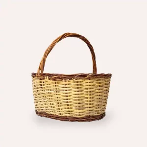 Cestas para setas ovaladas artesanales fabricadas en caña y guias de mimbre con asa cruzada para tener un facil agarre. Disponible en tres tamaños